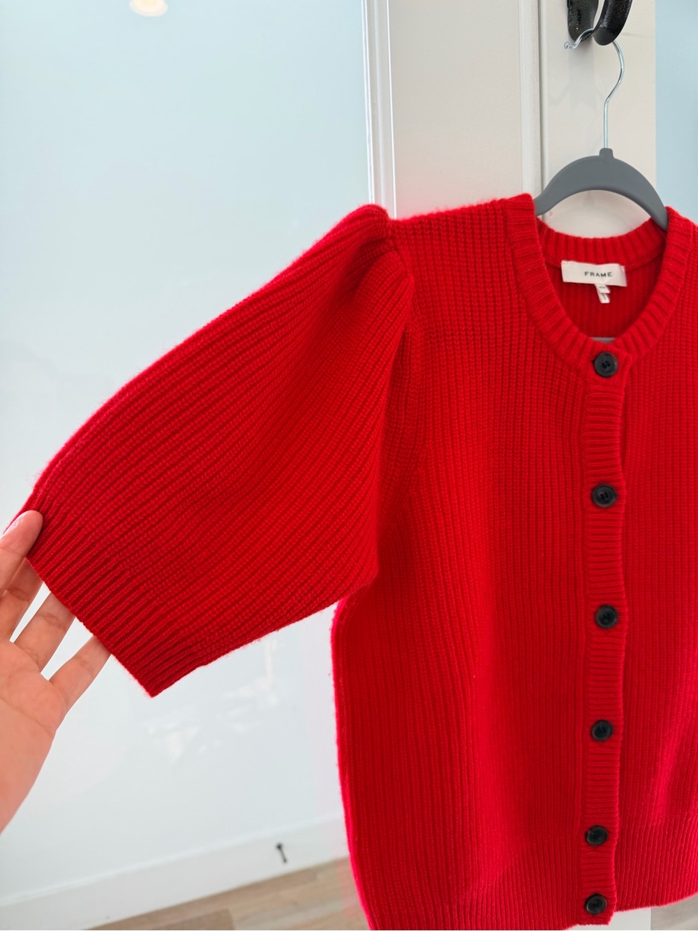 Frame Shrunken Rib Wool & Cashmere Cardigan - True Red - Picture 5 of 8